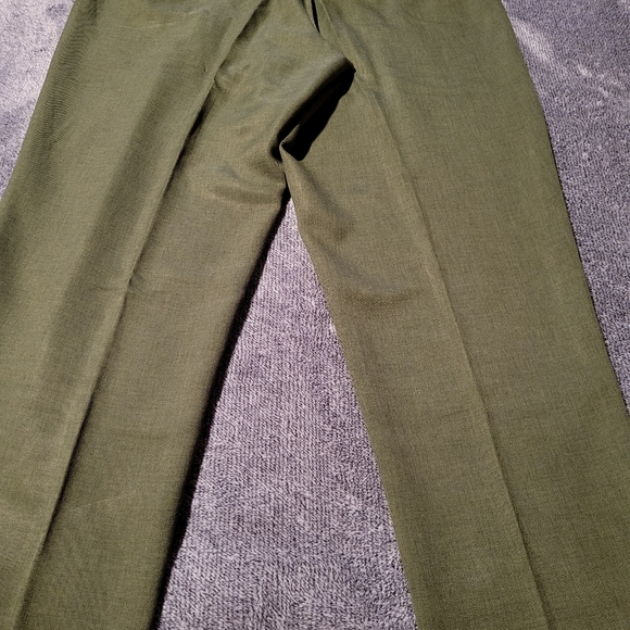 Women's slacks - Picture 3 of 5